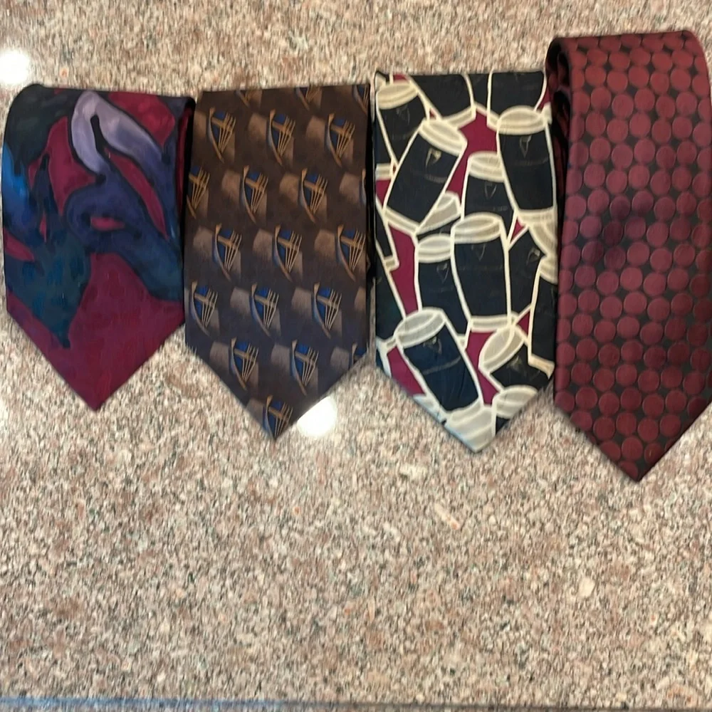 Higher end ties - Picture 4 of 4